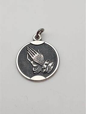 Sterling Silver Serenity Prayer Praying Hands Pendant 925